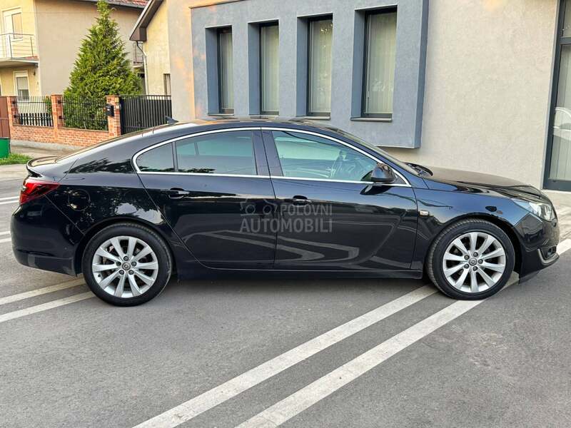 Opel Insignia COSMO LED NAV REST