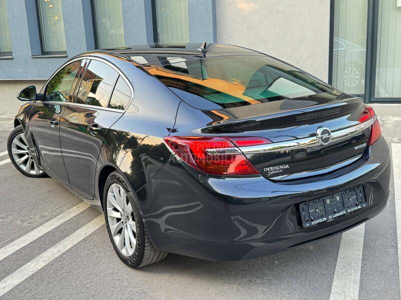 Opel Insignia COSMO LED NAV REST