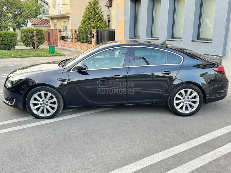 Opel Insignia COSMO LED NAV REST