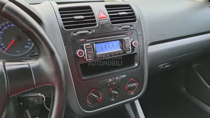 Volkswagen Golf 5 1.9tdi  77kv