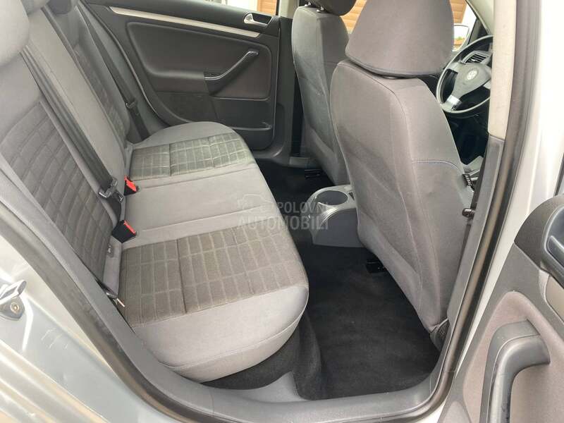 Volkswagen Golf 5 1.9tdi,77kv