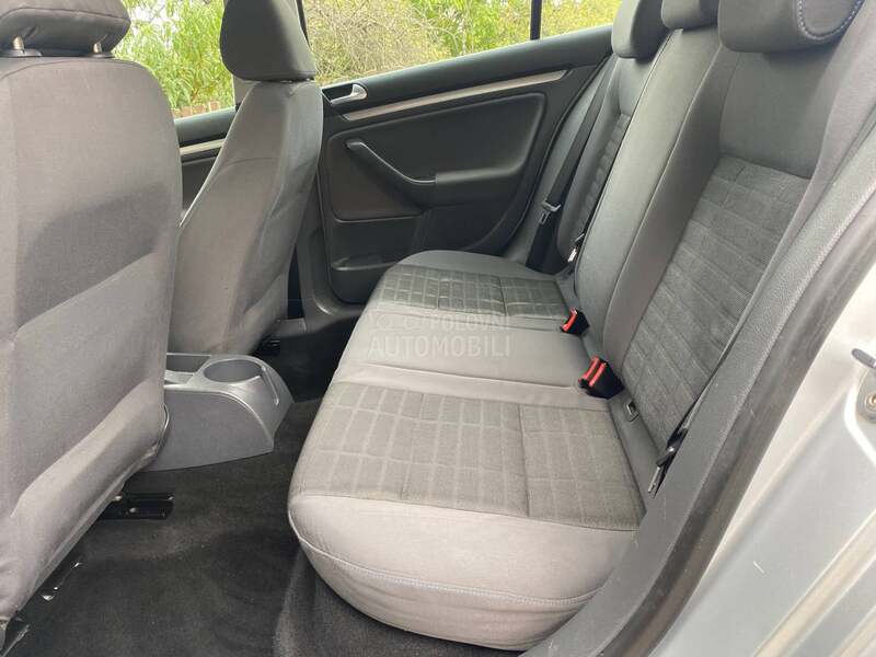 Volkswagen Golf 5 1.9tdi,77kv