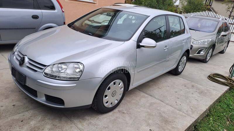 Volkswagen Golf 5 1.9tdi  77kv