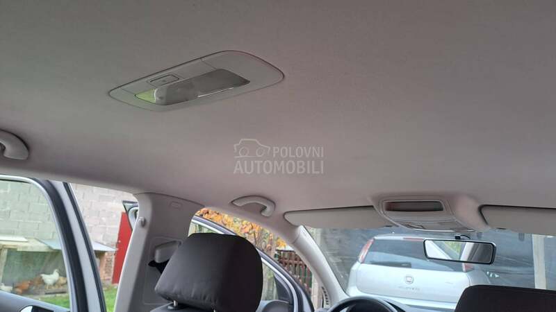 Volkswagen Golf 5 1.9tdi  77kv