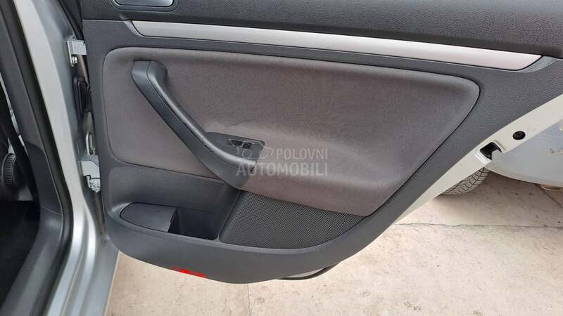 Volkswagen Golf 5 1.9tdi  77kv