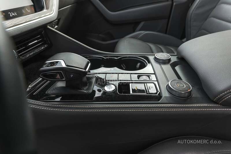 Volkswagen Touareg Elegance 4-Motion