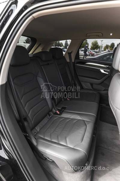 Volkswagen Touareg Elegance 4-Motion