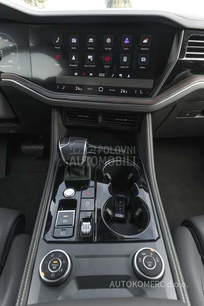 Volkswagen Touareg Elegance 4-Motion