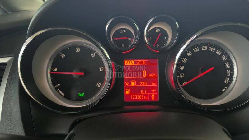 Opel Astra J 1.7 Cosmo