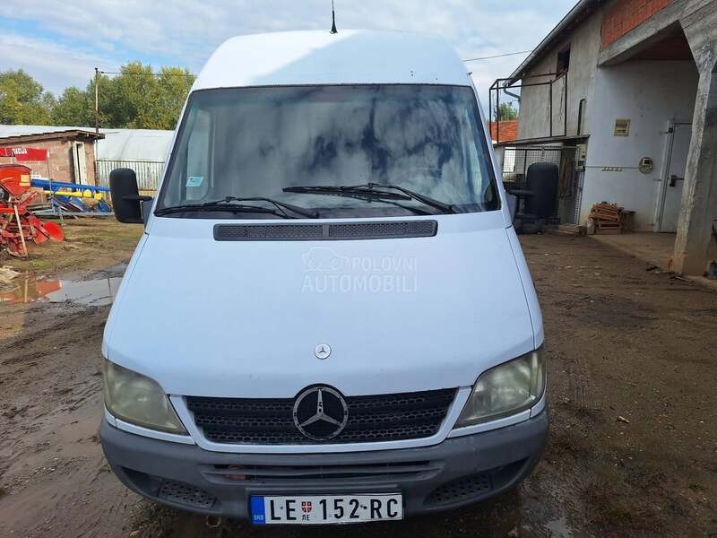 Mercedes Benz Sprinter 