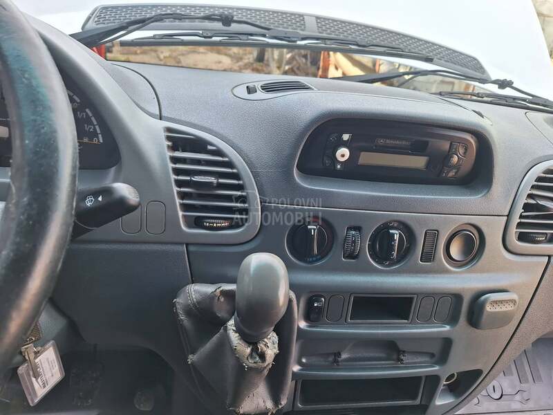 Mercedes Benz Sprinter 