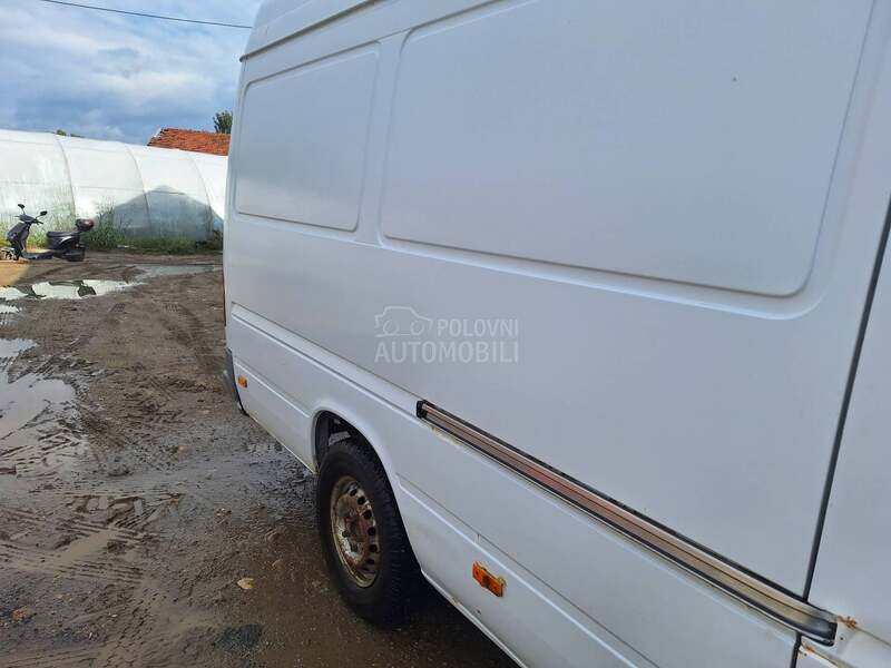 Mercedes Benz Sprinter 