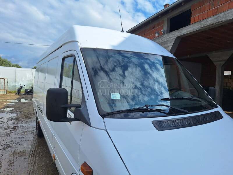Mercedes Benz Sprinter 