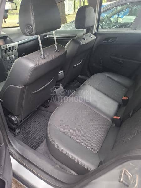 Opel Astra H 