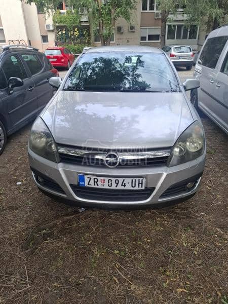Opel Astra H 