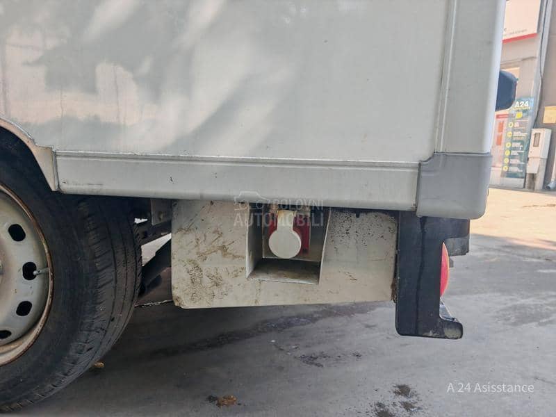 Renault Trafic HLADNJACA MINUS