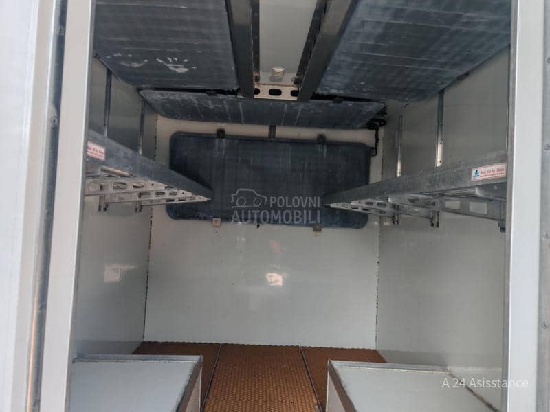 Renault Trafic HLADNJACA MINUS