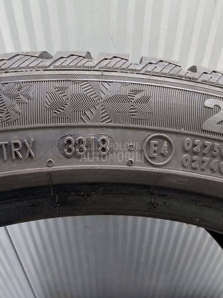 Semperit 245/40 R18 Zimska