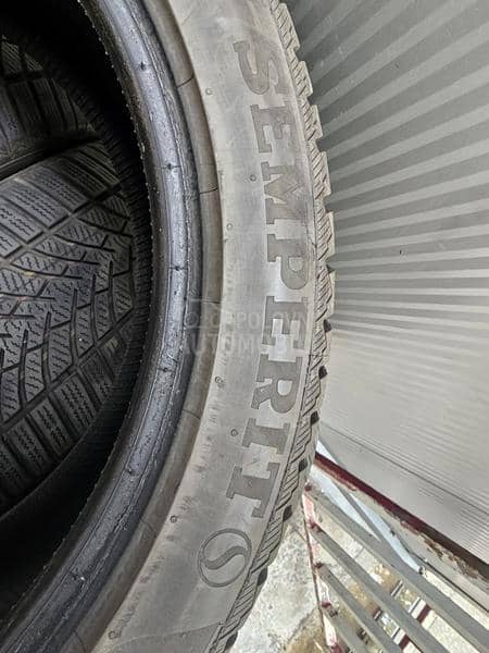 Semperit 245/40 R18 Zimska