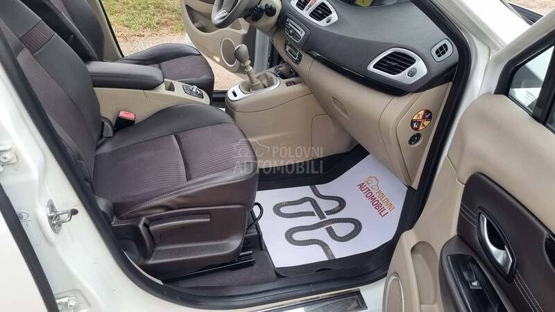 Renault Scenic P.A.N.O.R.A.M.A