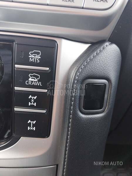 Toyota Land Cruiser 2.8