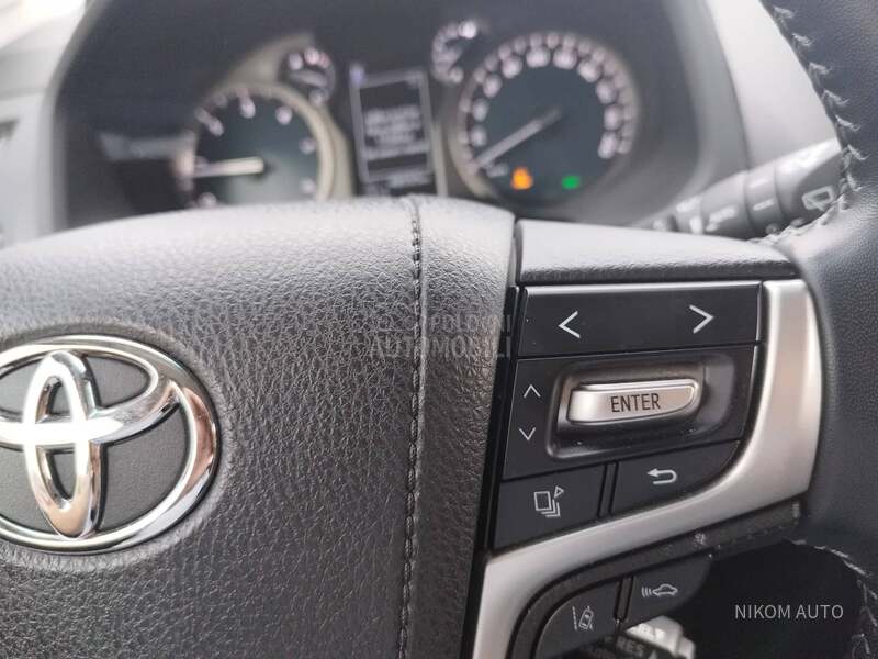 Toyota Land Cruiser 2.8