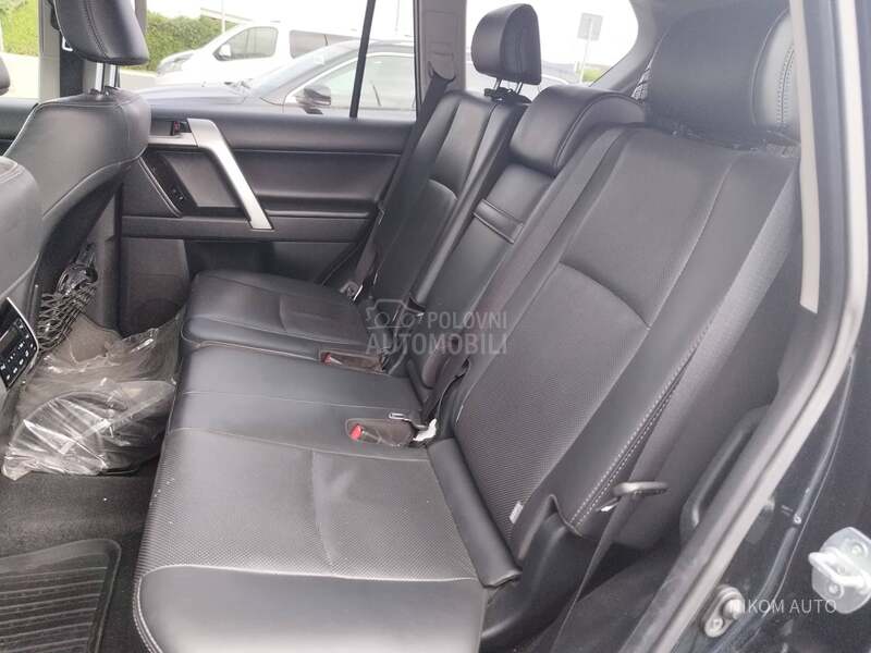 Toyota Land Cruiser 2.8