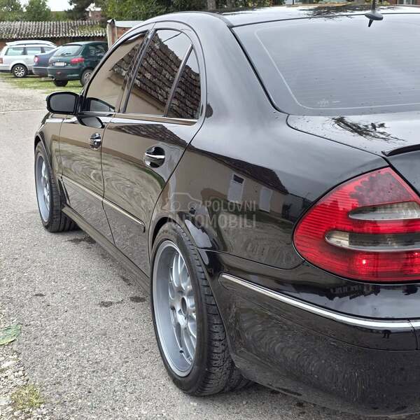 Mercedes Benz E 220 AMG//LOOK//