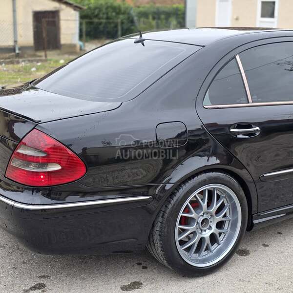 Mercedes Benz E 220 AMG//LOOK//