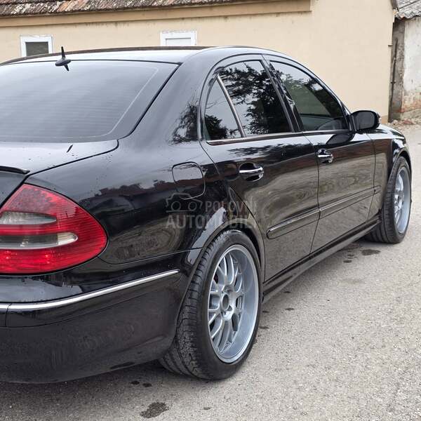 Mercedes Benz E 220 AMG//LOOK//