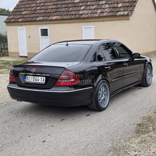 Mercedes Benz E 220 AMG//LOOK//