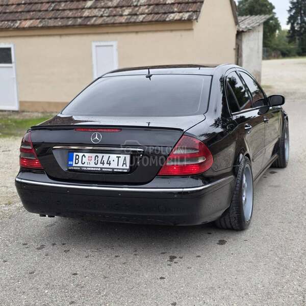 Mercedes Benz E 220 AMG//LOOK//