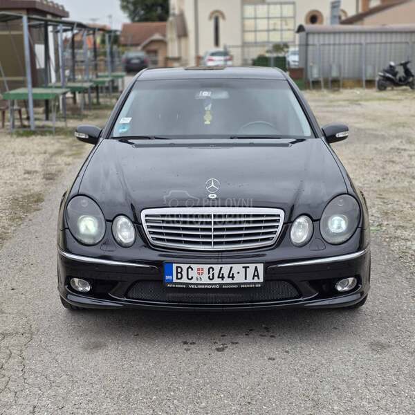 Mercedes Benz E 220 AMG//LOOK//