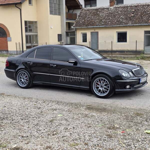 Mercedes Benz E 220 AMG//LOOK//