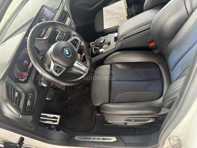 BMW 118 I