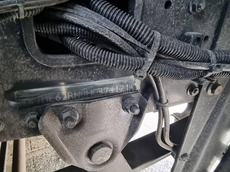 Iveco Stralis 310 6x2 Lift