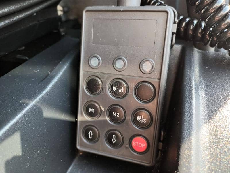 Iveco Stralis 310 6x2 Lift