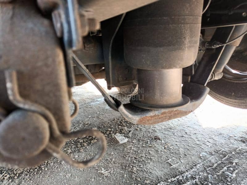 Iveco Stralis 310 6x2 Lift