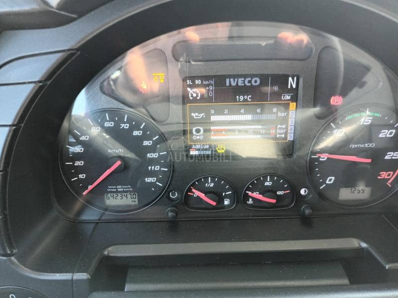 Iveco Stralis 310 6x2 Lift