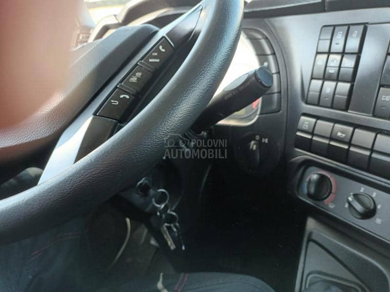 Iveco Stralis 310 6x2 Lift