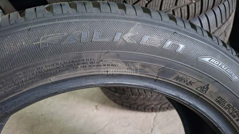 Falken 225/55 R19 Zimska