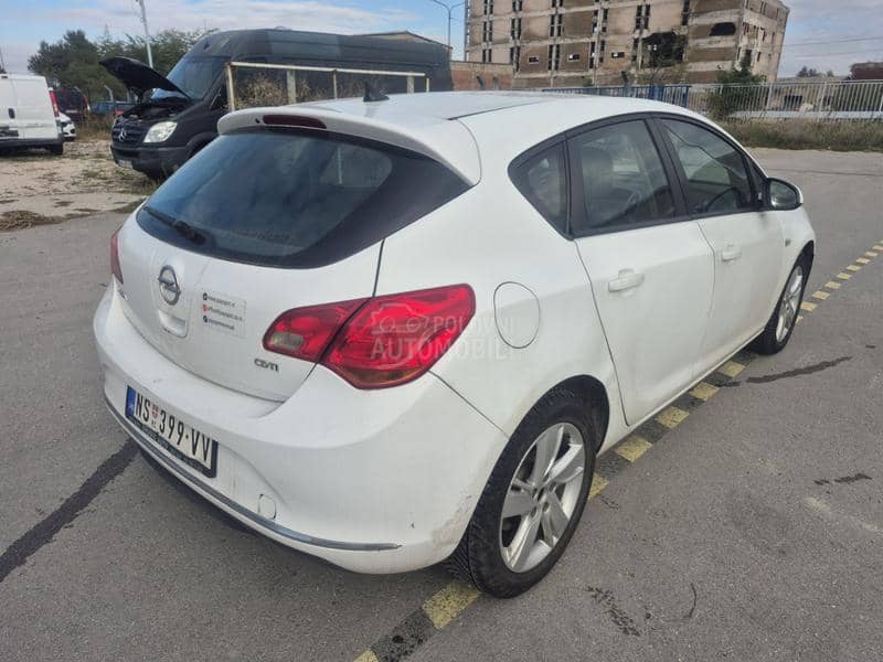 Opel Astra J 1,7 CDTI
