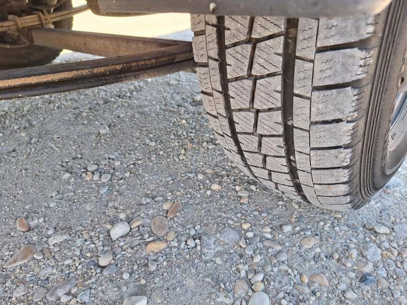 Peugeot Boxer kamion furgon rampa