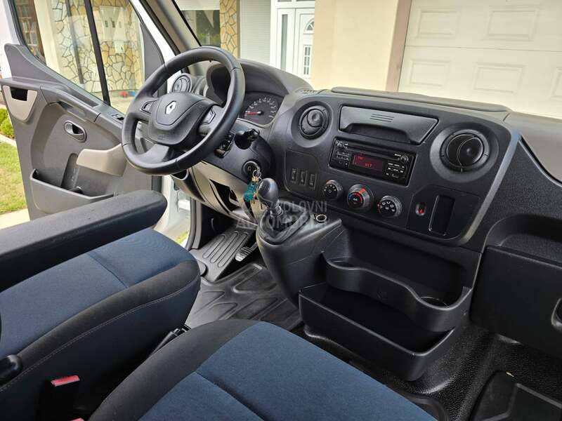 Renault Master RAMPA  CERADA KLIMA  5M