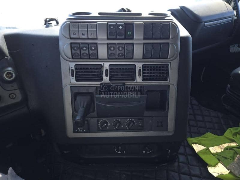 Iveco Stralis 450 Tegljač