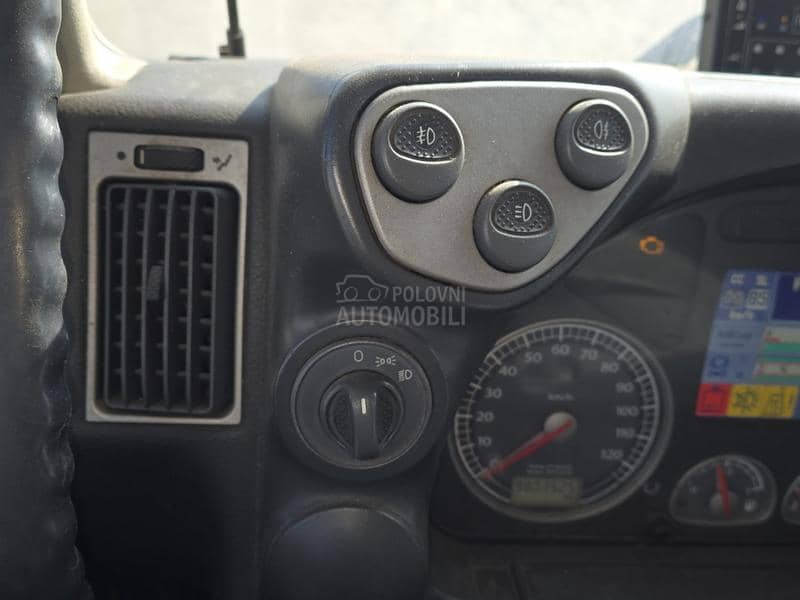 Iveco Stralis 450 Tegljač