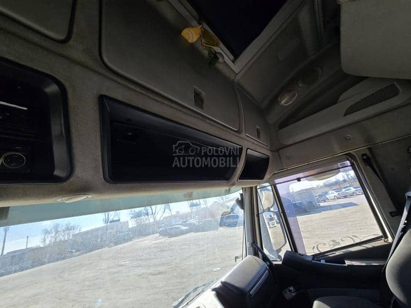 Iveco Stralis 450 Tegljač