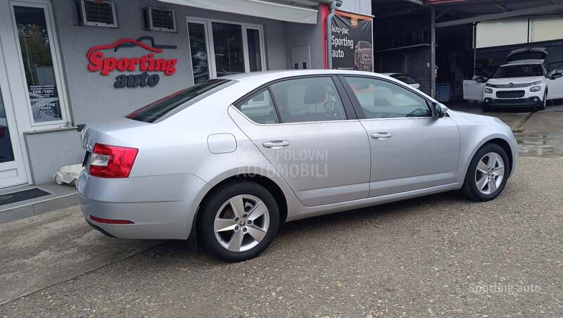  Octavia 1.6 TDI STYLE