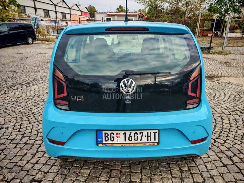 Volkswagen up! 