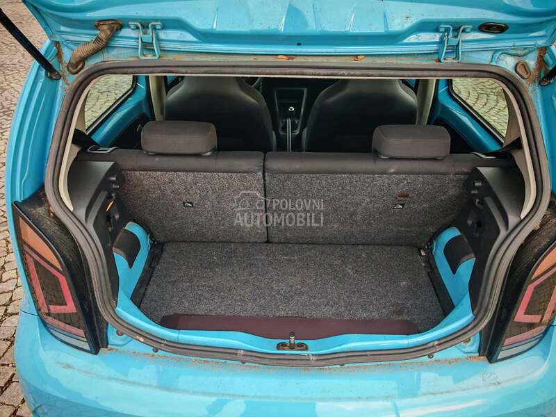 Volkswagen up! 